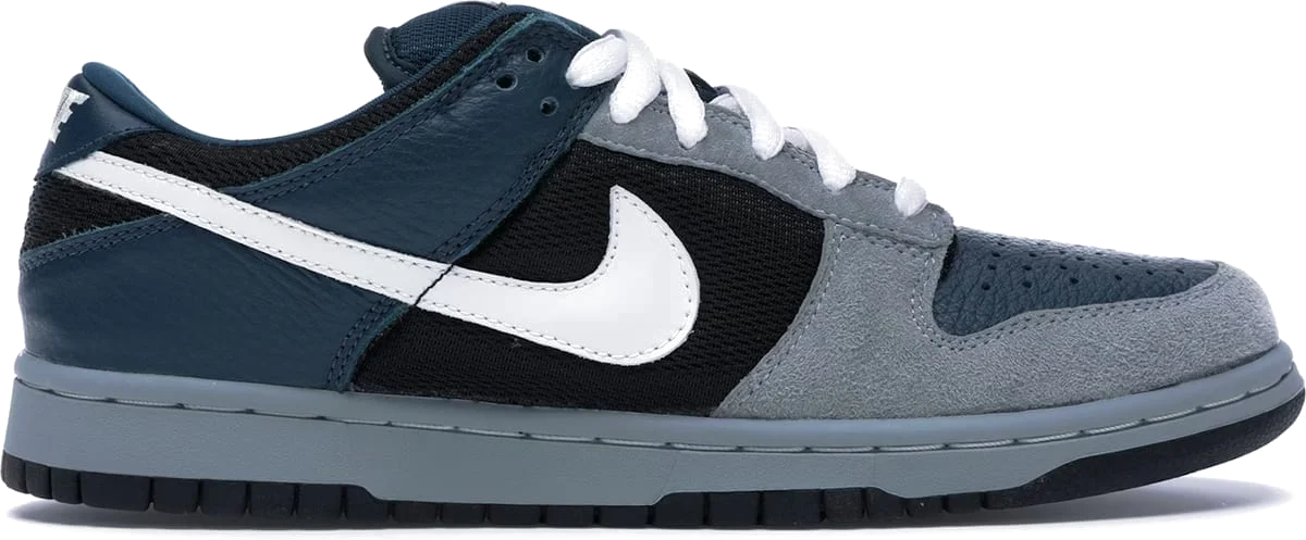 Nike SB Dunk Low Futura