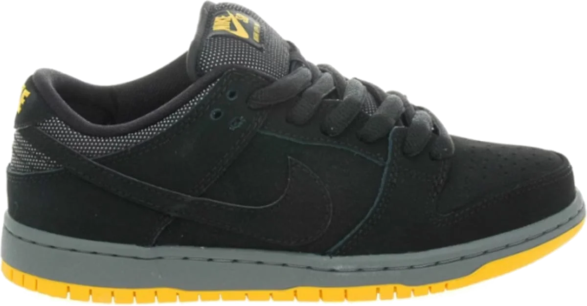 Nike SB Dunk Low Black/University Gold