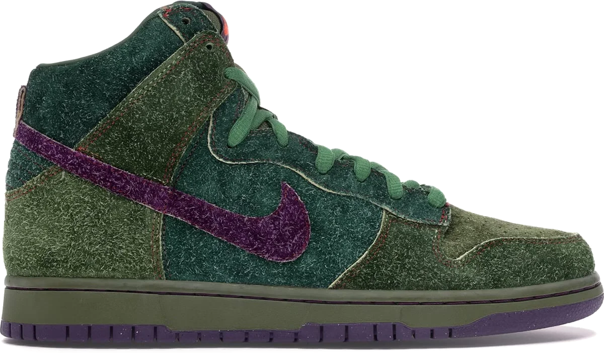 Nike SB Dunk High Skunk 420