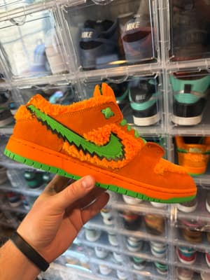 Nike SB Dunk Low Grateful Dead Bears Orange