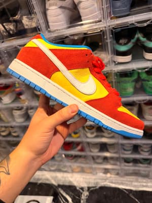 Nike SB Dunk Low Bart Simpson