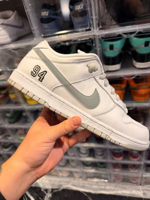 Supreme 94 White Metallic Silver