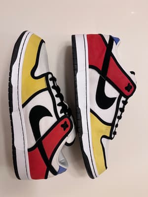 Nike SB Dunk Low Piet Mondrian