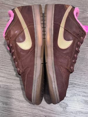 Nike SB Dunk Low Gibson Guitar Case