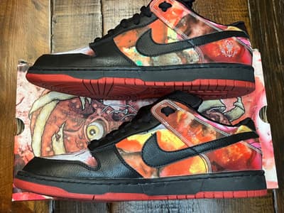 Nike SB Dunk Low Pushead 1