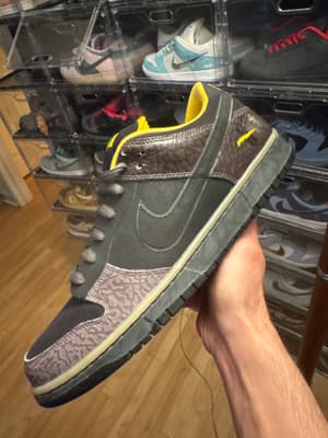 Nike SB Dunk Low Yellow Curb
