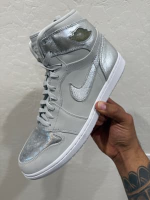 Jordan 1 Retro Silver Anniversary