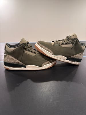 Jordan 3 Family Affair