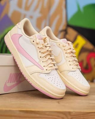 Air Jordan 1 Retro Low OG SP Travis Scott Sail Shy Pink