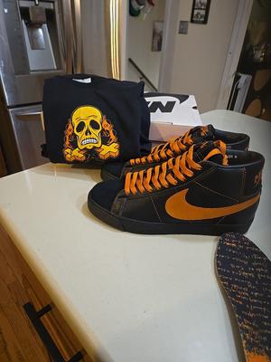 Nike Blazer SB Mission BRAND NEW WITH MISSION T SHIRT SOLD AS A PACKAGE