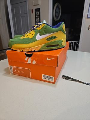Nike Air Max 90 Premium Running Man 2008 SUPER RARE LAST SALE 1K+💛💚💙