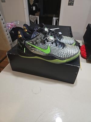 Nike Kobe 8 SS Christmas💚🖤🤍 Cheapest On Any App 🤍🖤💚