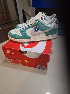 Nike Kasina x Dunk Low Road Sign 2020 RARE GRAIL DUNK SHIPS DAY OF!!!