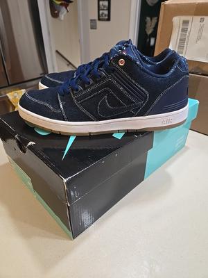 Nike SB Air Force 2 QS Low East West Pack VERY CLEAN CONDITION