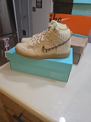 Size 6.5 Men / 8 Woman - Nike SB Dunk Premium Hemp High Waffle 🐔 🧇 313171-722