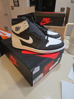 Air Jordan 1 Retro OG High RE2PECT 1/3 FNF 999999 Sample Pair Worn 1x