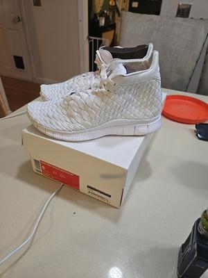 Size 6 / 7.5 W - Nike Free Inneva Woven Mid White 215$ Retail