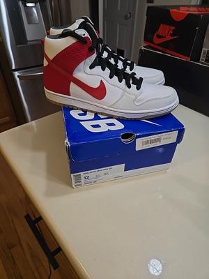 Nike Dunk Pro SB High Cheech And Chong 305050-100 2011 BRAND NEW IN BOX