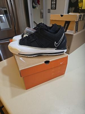 Nike Air Zoom LeBron 3 Dunkman PE Black/WHITE SALESMAN SAMPLE F&F