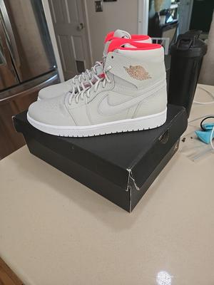 Air Jordan 1 Nouveau High Medium Beige - Pure Platinum (Bid At 400$)