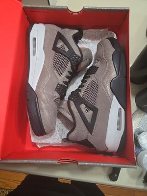 Jordan 4 Retro Mid Taupe Haze DB0732-200 🔥🖤❤️VNDS SPOTLESS❤️🖤🔥